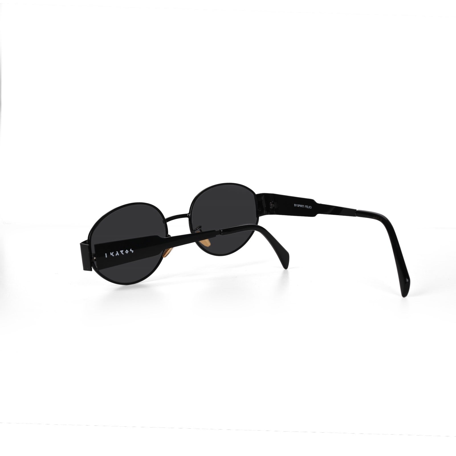 Raya Black | Ikaros