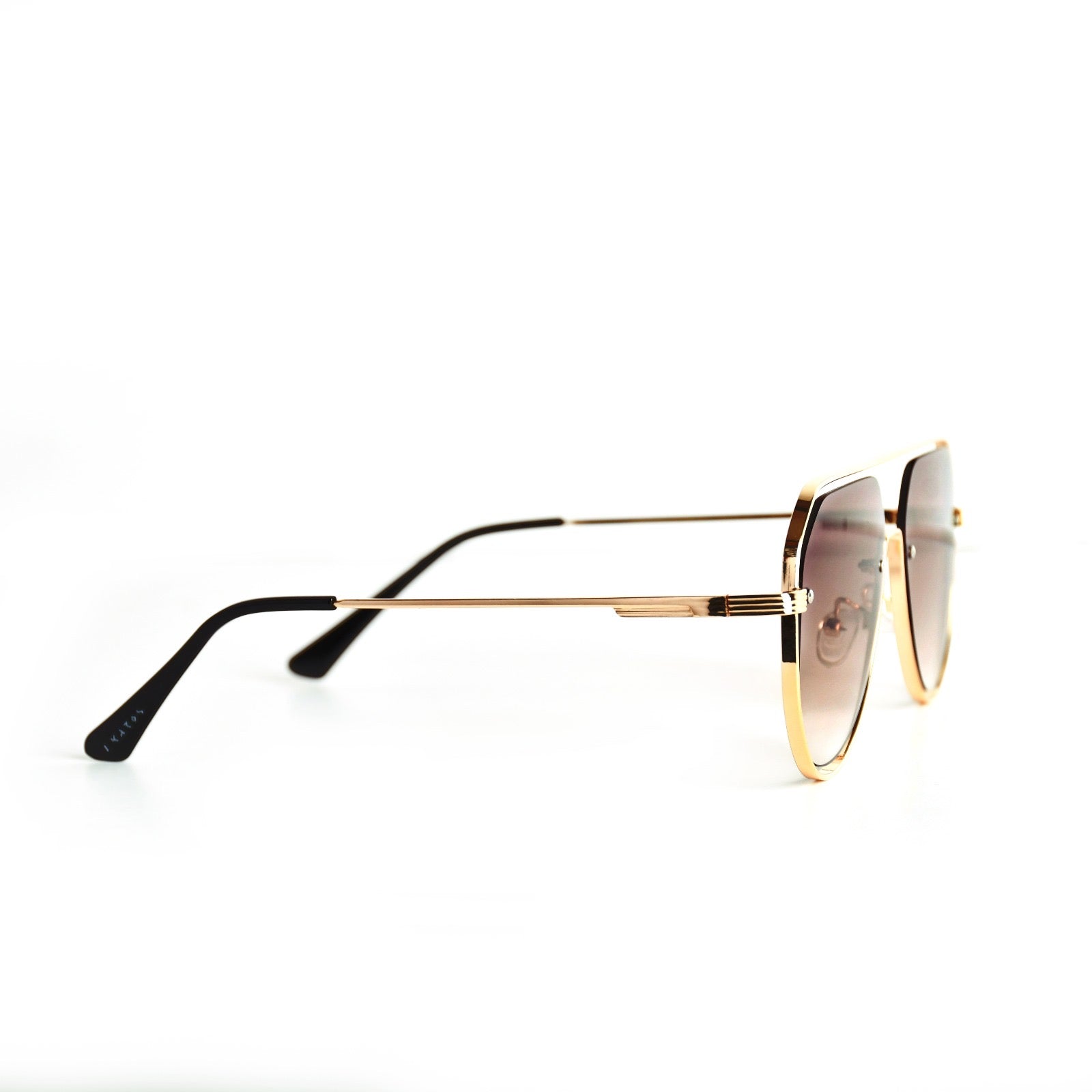 Horizon Line | Brown