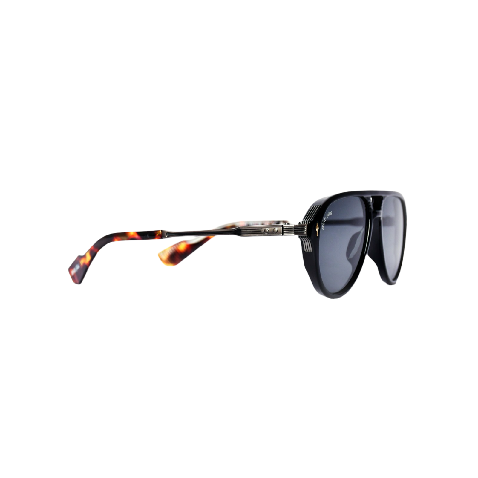 SNEAK | Tiger