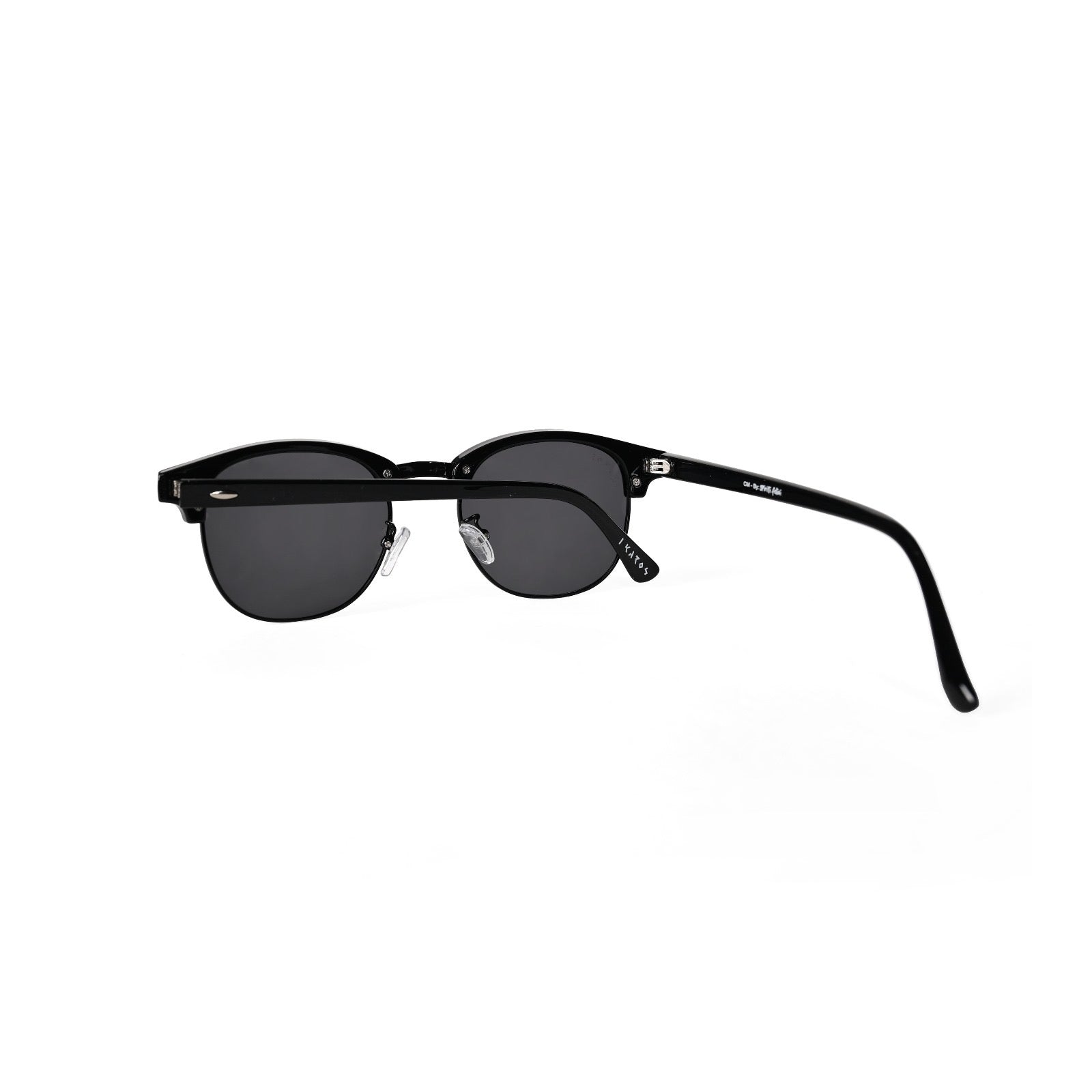 CM | Black