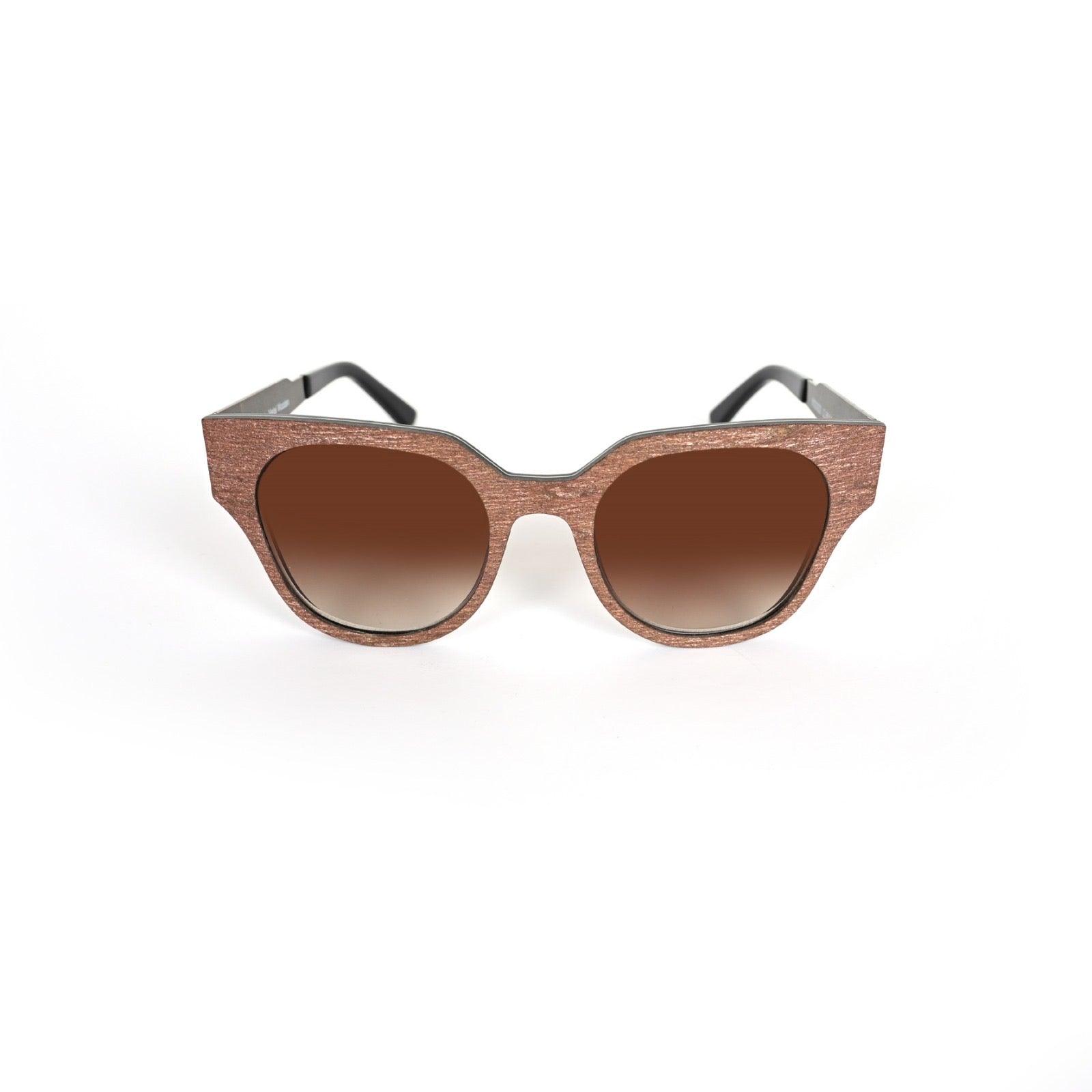 Pluto | Brown