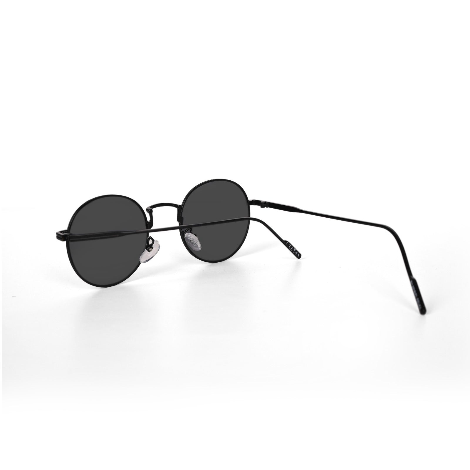 Paragon | Black
