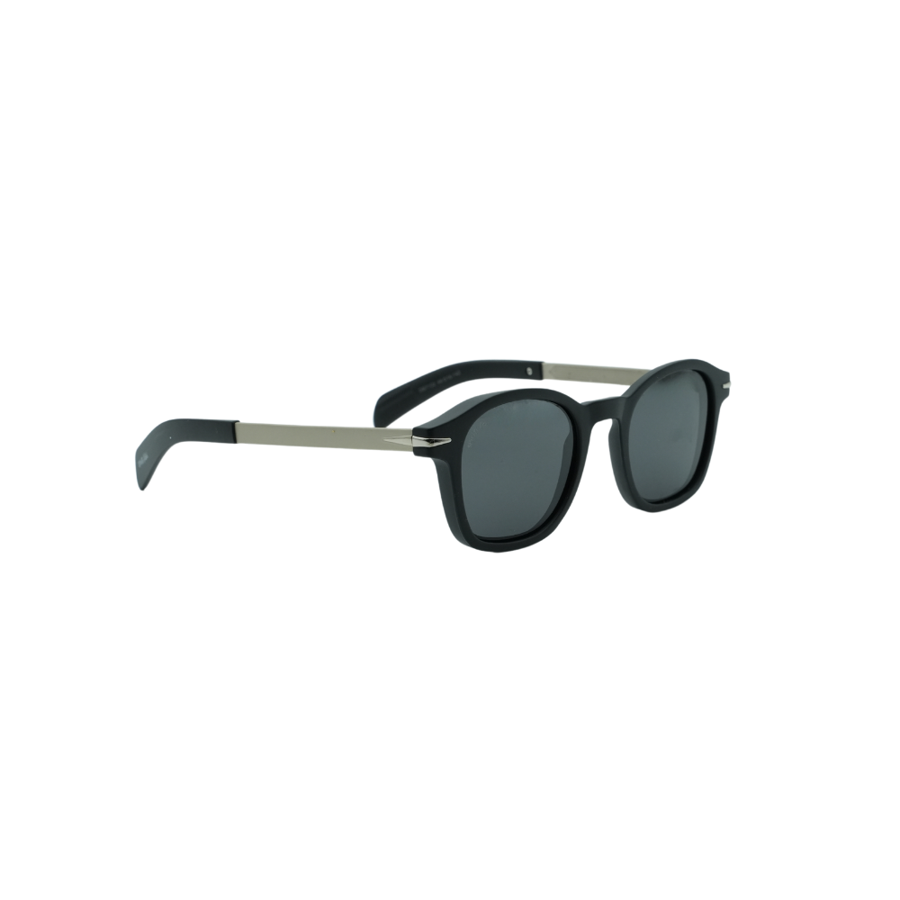 VANTAGE | Black